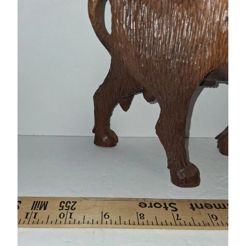 Hand Carved Wood Buffalo Bison Bull 10 x 7